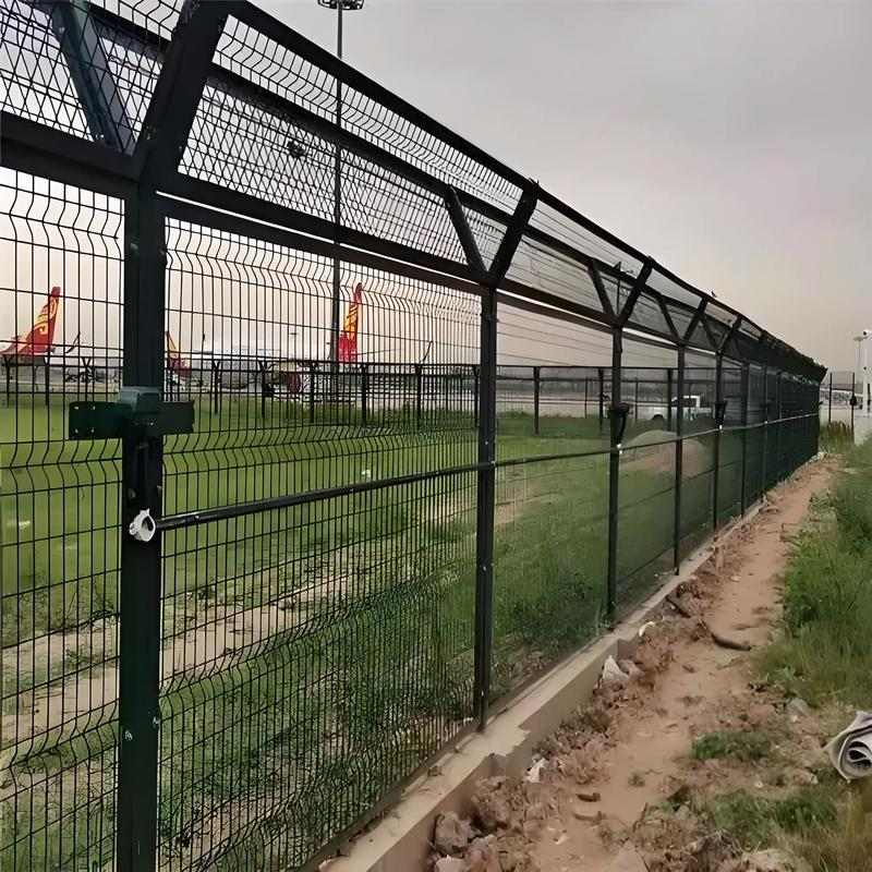 西宁市护栏网围栏网 - 价格